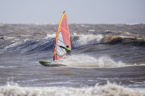 Bottom turn