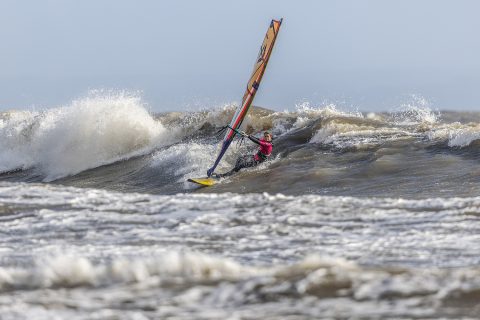 Izzy Adcock taking the sets at Trecco Bay