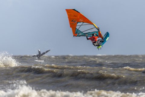 Alfie takes off