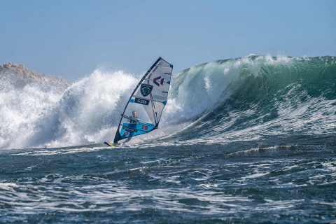 Maria Behrens gets stuck in at Matanzas!