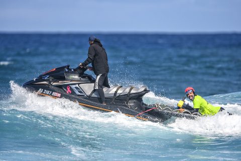 Paul heading out at Ho'okipa
