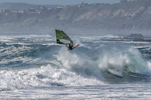 Lina Charging hard in Chile