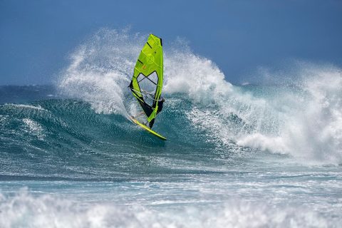 Maui ProAm Marcilio Browne from the land