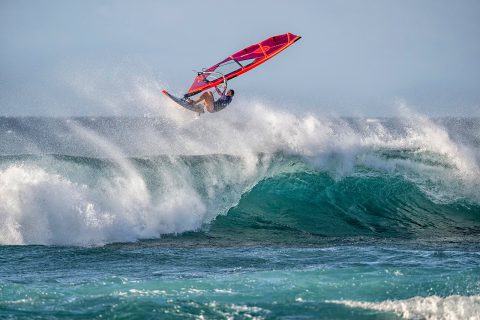 Marine Hunter charging hard!
