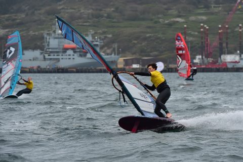 Epic gybe on the fin
