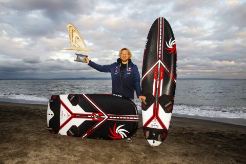 Maciek takes the title in Japan
