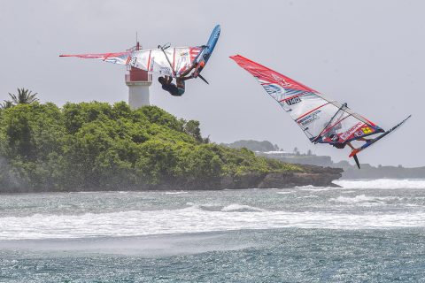 Matteo Iachino and Tristan Algret flying high in Guadeloupe