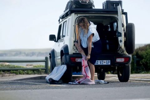 Be careful when taking your wetsuit on and off