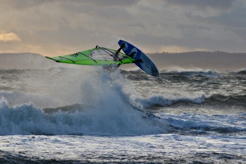 Epic wave action at 2XS
