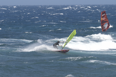 Pozo bottom turn at the bunker