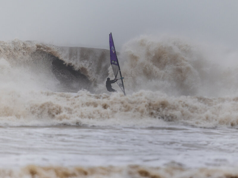 STRAIGHT OUTTA COMPTON!